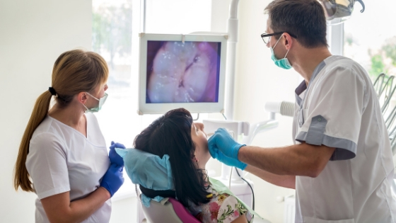 How to Maximize the Use of Intraoral Cameras